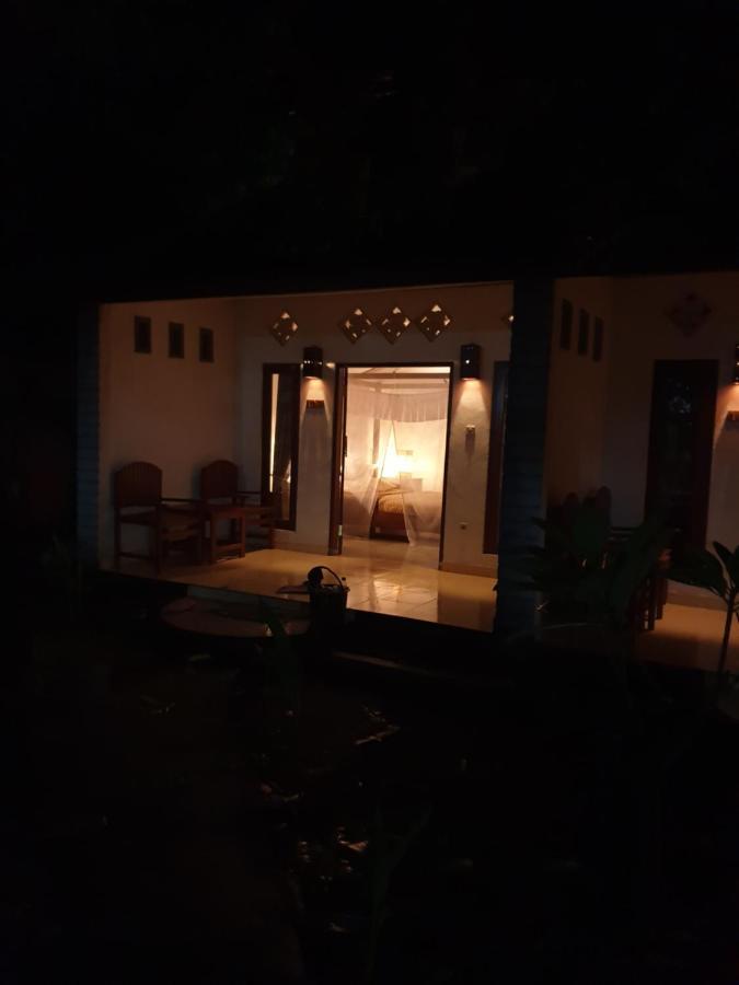 Five Time Home Stay Gili Air Extérieur photo