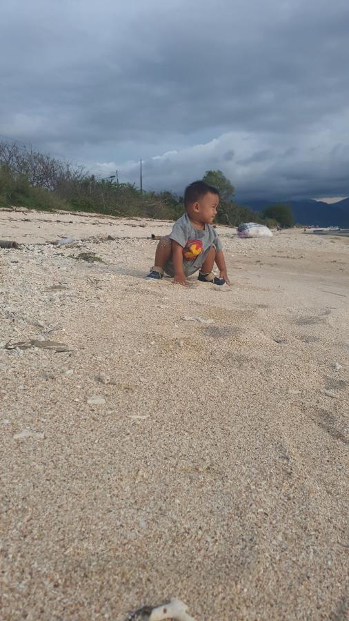 Five Time Home Stay Gili Air Extérieur photo