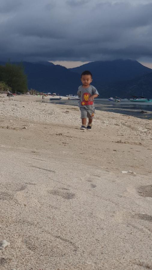 Five Time Home Stay Gili Air Extérieur photo